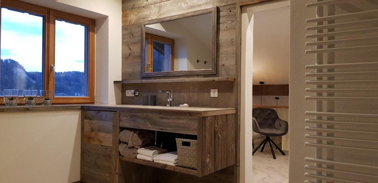 Alpenchalet Vils Tirol Luaran gambar