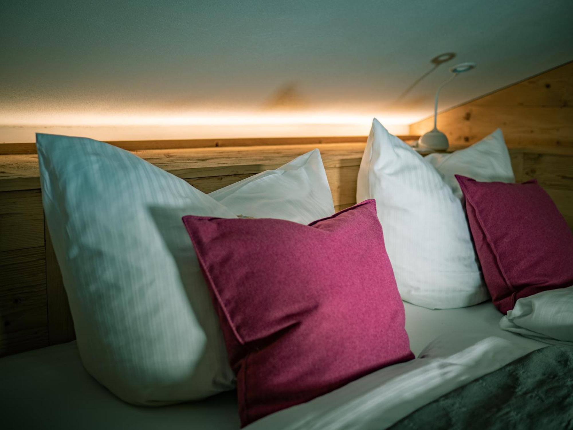 Alpenchalet Vils Tirol Luaran gambar
